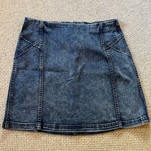 Wild Fable Mini Skirt - Size 8